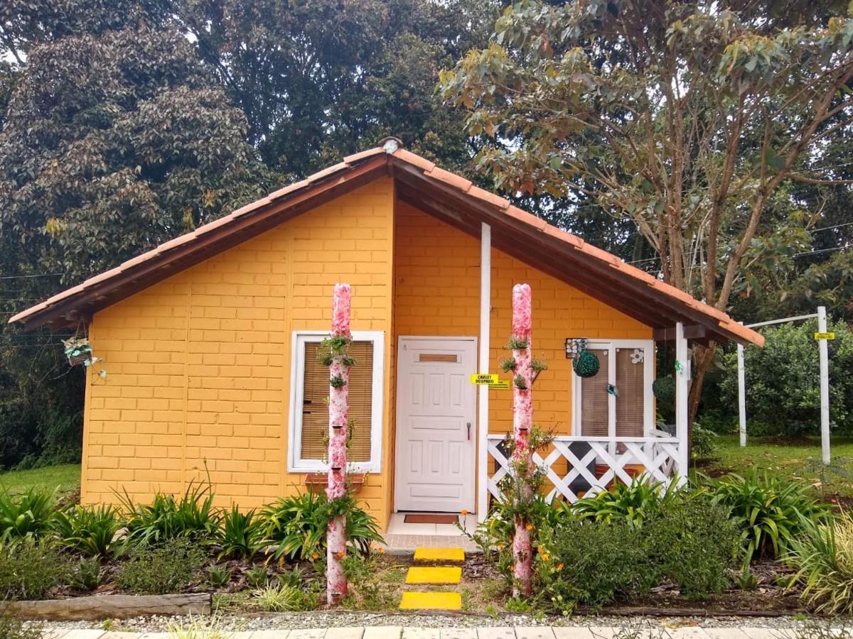 Hospedaje Santaelena -Chalets De Montana- サンタ・エレナ エクステリア 写真