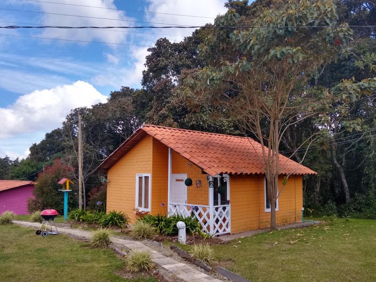 Hospedaje Santaelena -Chalets De Montana- サンタ・エレナ エクステリア 写真
